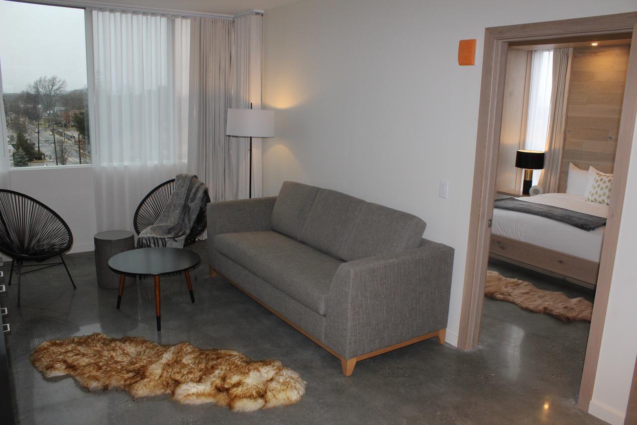ריברהד The Preston House And Hotel מראה חיצוני תמונה
