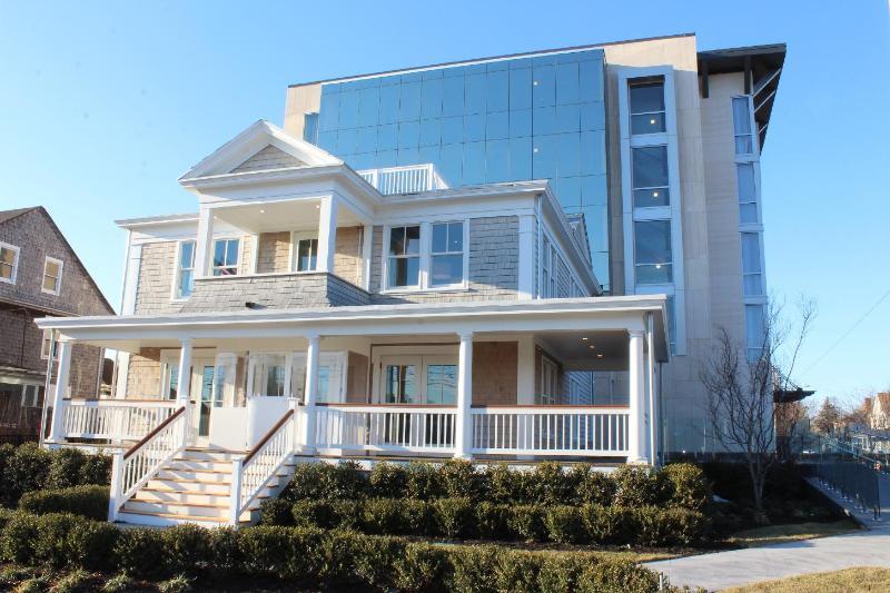 ריברהד The Preston House And Hotel מראה חיצוני תמונה